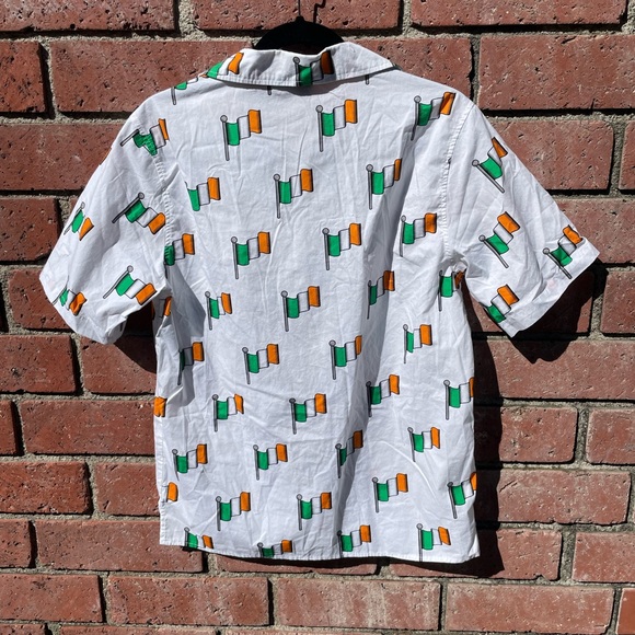 Irish Flag Button Up - Picture 6 of 9